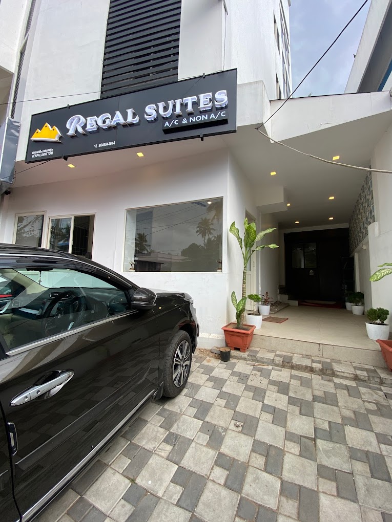 Regal Suites hotel front entrance Trivandrum - affordable suite rooms near KIMS Hospital